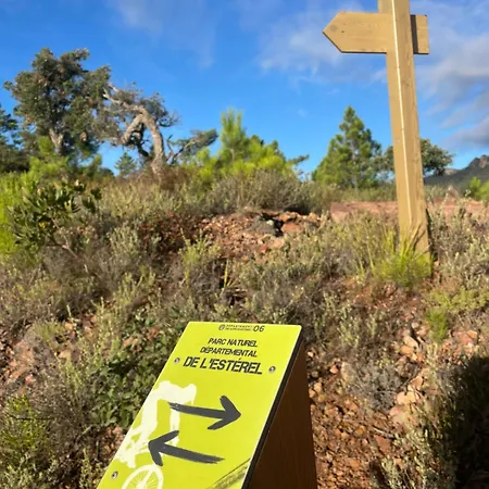 Jean Bart , Avec Parking Prive, Meuble Tourisme Classe 3 Etoiles *