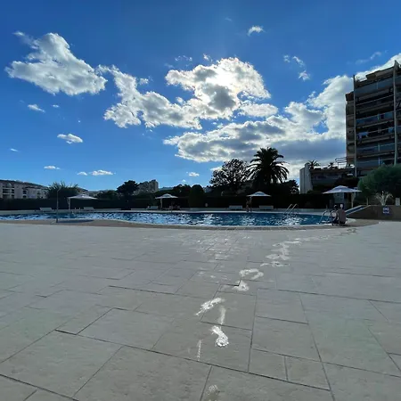Jean Bart , Avec Parking Prive, Meuble Tourisme Classe 3 Etoiles *