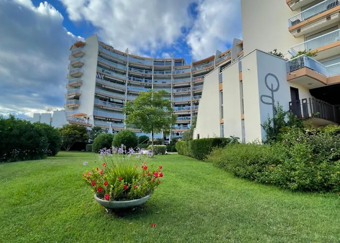 Jean Bart , Avec Parking Prive, Meuble Tourisme Classe 3 Etoiles Apartment